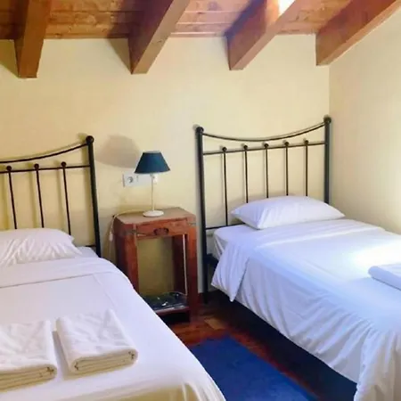 Con Piscina En Agoustrina Holiday home *