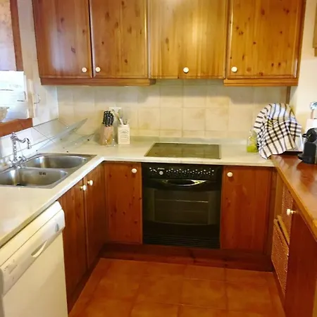 Con Piscina En Agoustrina Holiday home Angoustrine