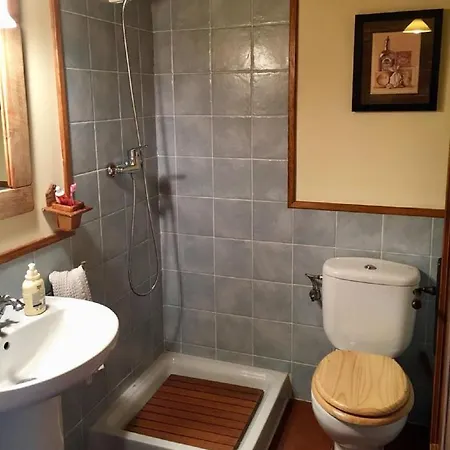 Con Piscina En Agoustrina Holiday home *