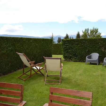 Con Piscina En Agoustrina Holiday home