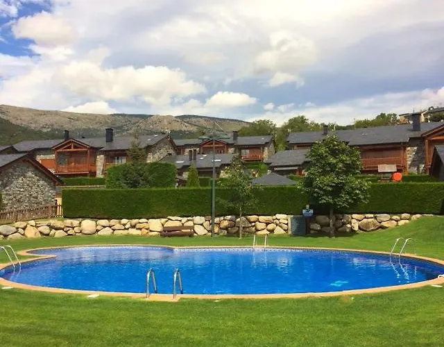 Con Piscina En Agoustrina Casa vacanze Angoustrine